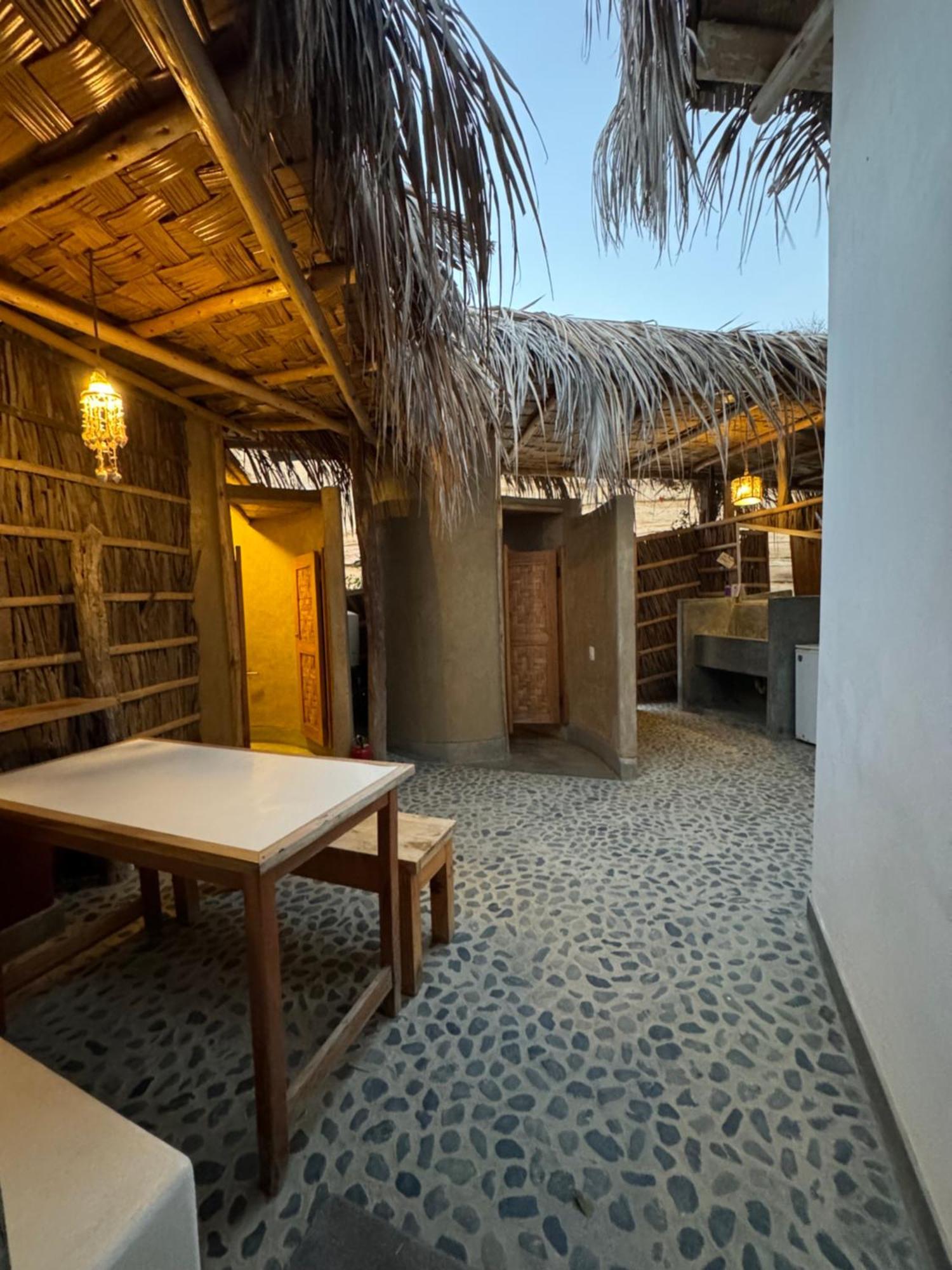 Hotel Piramide Titi Los Órganos Exterior foto
